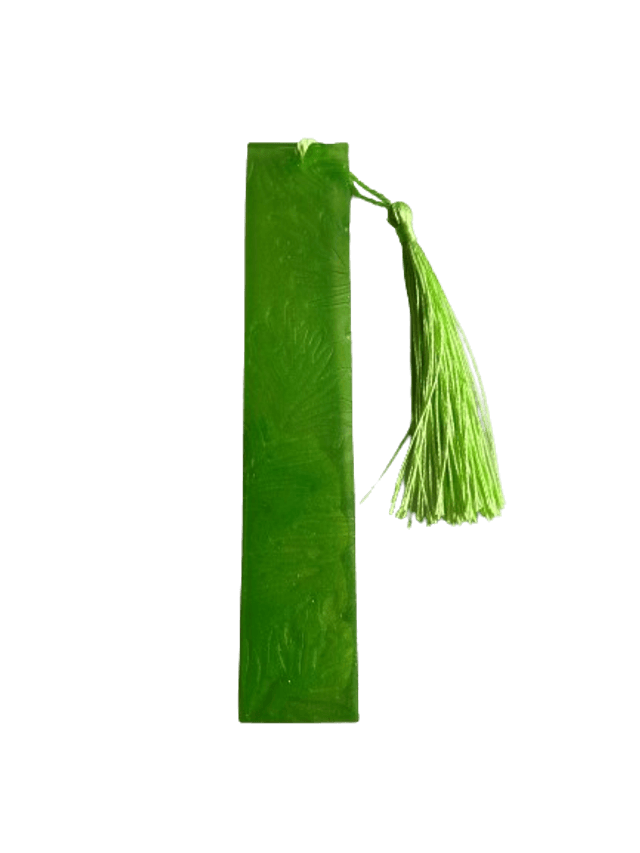 Marque page vert avec petit dragon boisson