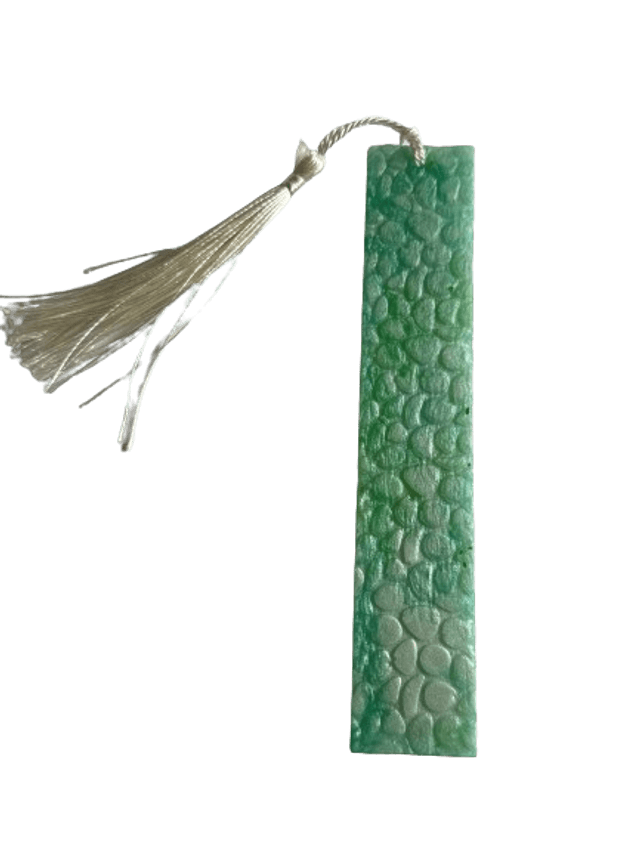 Marque page vert à motif écaille